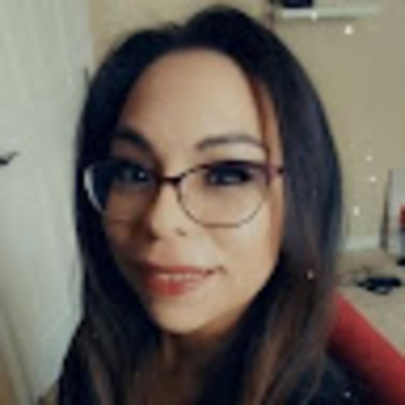 Meet your Posher, Alicia - Picture 1 of 1